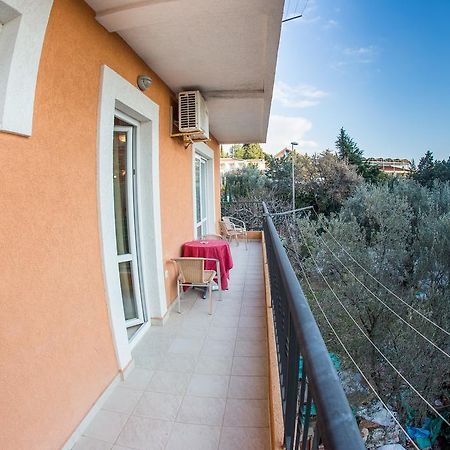 Villa Nadezda Petrovac Buitenkant foto