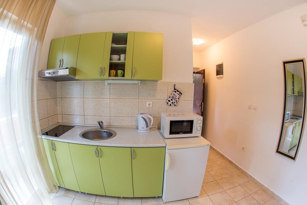Villa Nadezda Petrovac Buitenkant foto