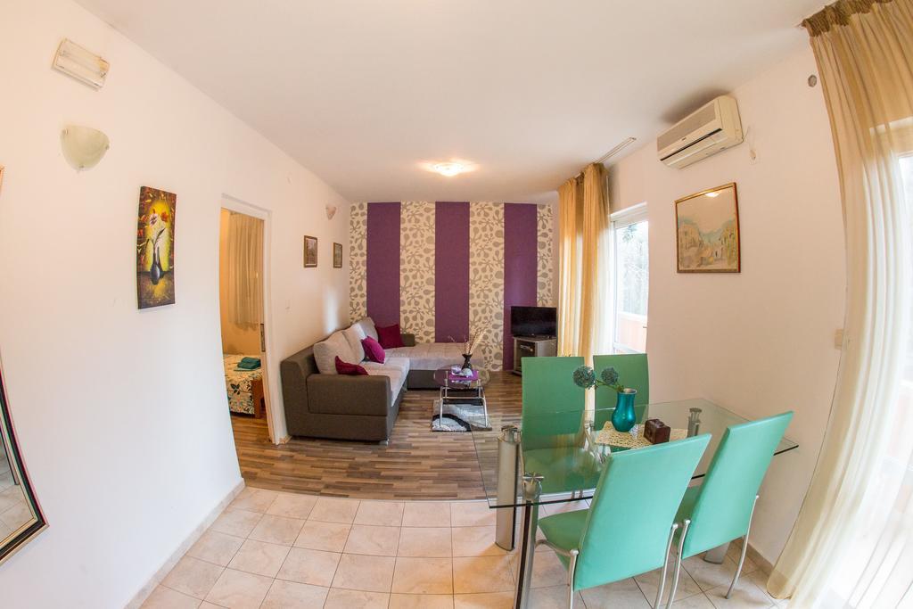 Villa Nadezda Petrovac Buitenkant foto