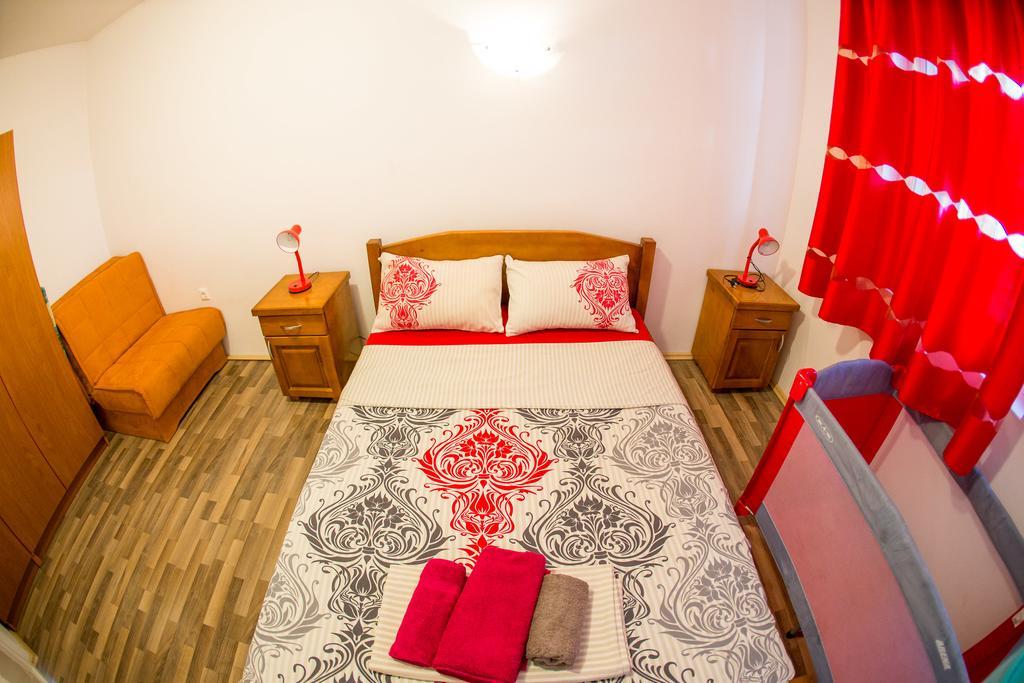 Villa Nadezda Petrovac Buitenkant foto